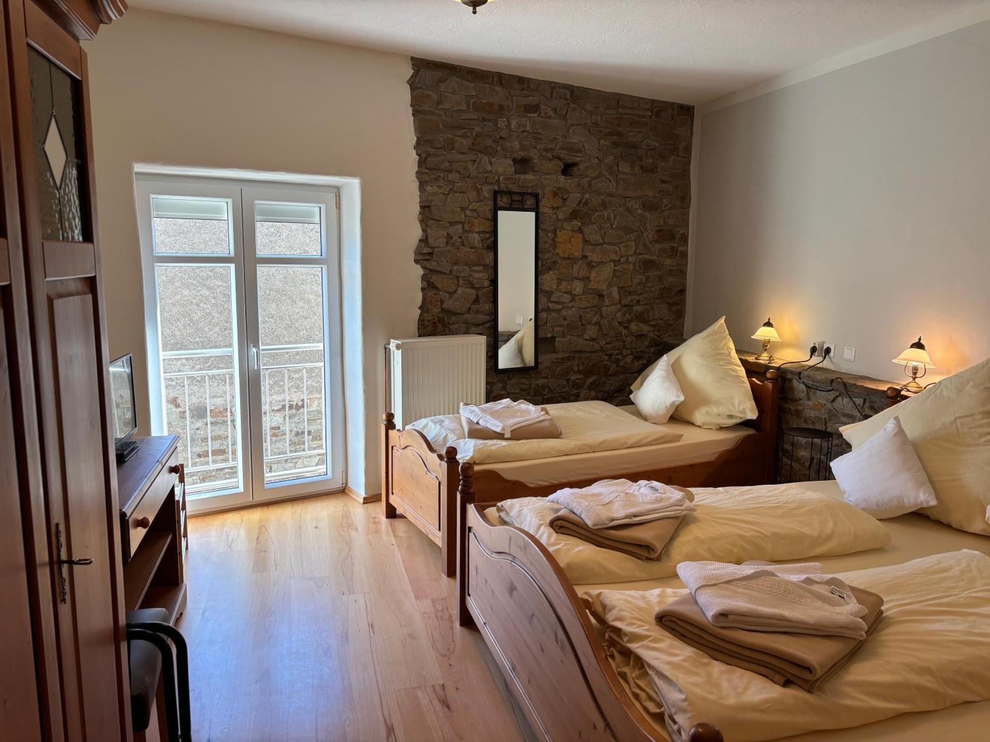 Ferienwohnung Zur Scheune Lind  Dış mekan fotoğraf